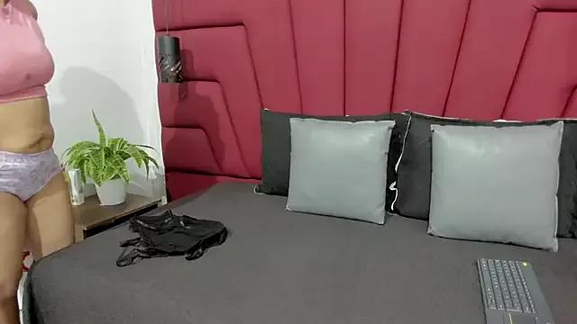 Customizable and immersive - Activate your taste buds and check-out our delicious choice of bondage cams streams with excited models getting their amazing bodies screwed with their beloved sex toys.
