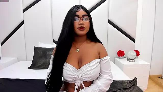 MirandaTurbay from StripChat is Freechat