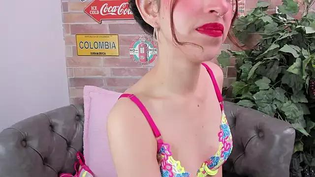 Photos of miss__nami from StripChat is Freechat