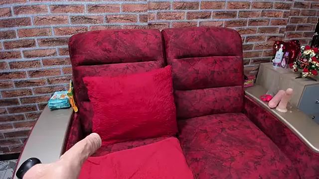 MISS_WALKER_ from StripChat is Freechat