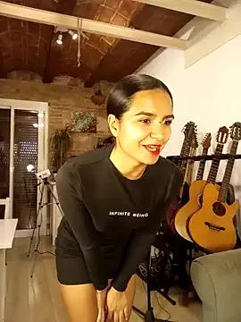 MissHazelnut from StripChat is Freechat