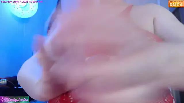 MissSluttyLeeloo from StripChat is Freechat