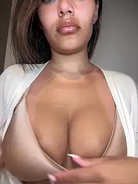 MistressBelleNoire from StripChat is Freechat