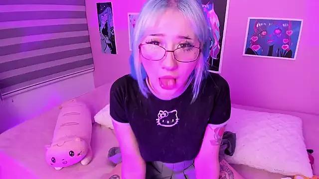Customizable and immersive - Activate your taste buds and check-out our delicious choice of bondage cams streams with excited models getting their amazing bodies screwed with their beloved sex toys.