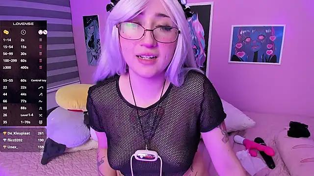 Customizable and immersive - Activate your taste buds and check-out our delicious choice of bondage cams streams with excited models getting their amazing bodies screwed with their beloved sex toys.