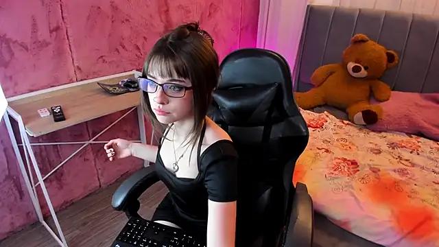Customizable and immersive - Activate your taste buds and check-out our delicious choice of bondage cams streams with excited models getting their amazing bodies screwed with their beloved sex toys.