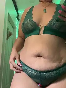 moan4mona from StripChat is Freechat