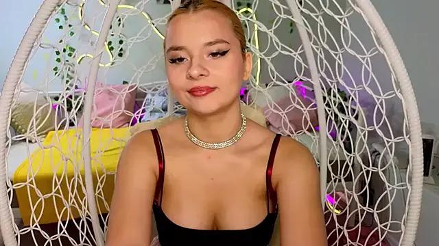 molly_starr from StripChat is Freechat