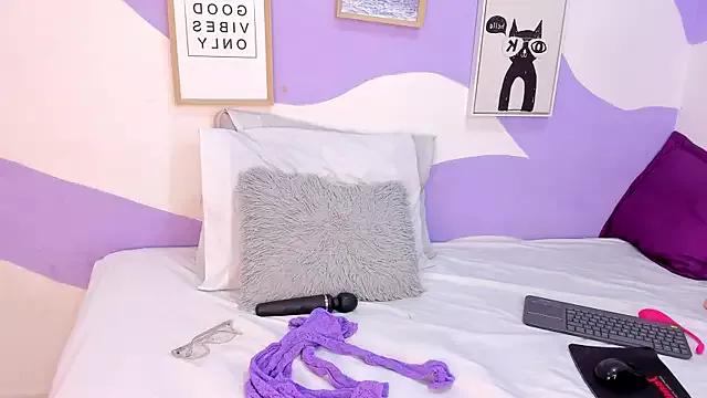 Customizable and immersive - Activate your taste buds and check-out our delicious choice of bondage cams streams with excited models getting their amazing bodies screwed with their beloved sex toys.