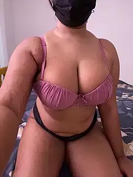 Monica__Bellucci__ from StripChat is Freechat