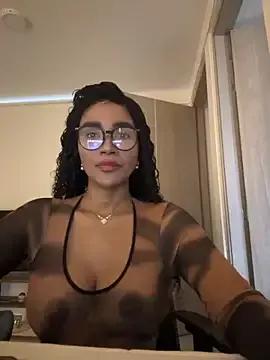 moonlight_j from StripChat is Freechat