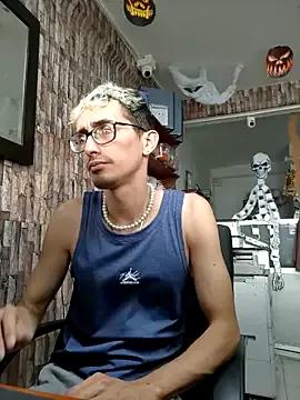 moorejhosua from StripChat is Freechat