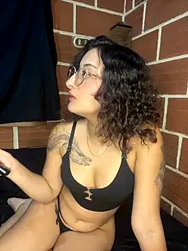 MorganEvans from StripChat is Freechat