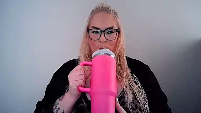 Customizable and immersive - Activate your taste buds and check-out our delicious choice of bondage cams streams with excited models getting their amazing bodies screwed with their beloved sex toys.
