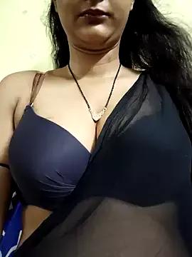 Mr-n-miss from StripChat is Freechat