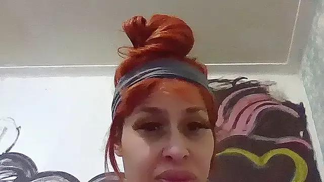 MsMoore from StripChat is Freechat