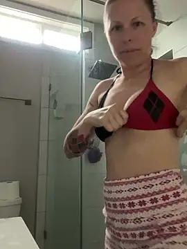 mydogsarebarking4u from StripChat is Freechat