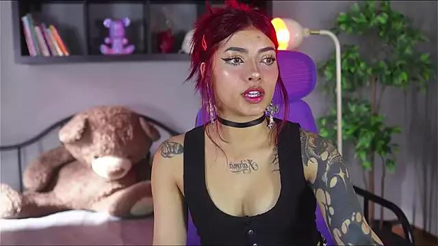 Mystic_blue from StripChat is Freechat