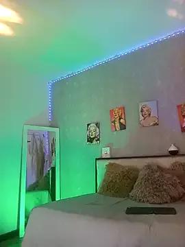 nahiarapalmer19 from StripChat is Freechat