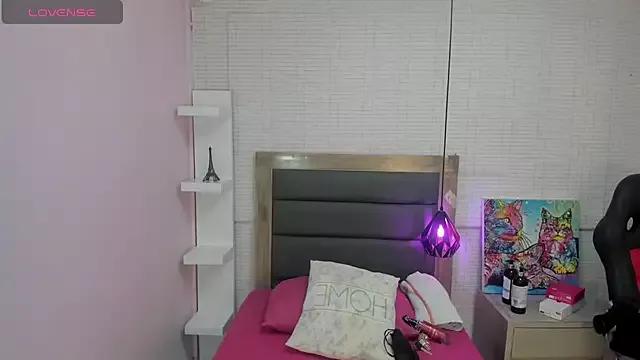 Customizable and immersive - Activate your taste buds and check-out our delicious choice of bondage cams streams with excited models getting their amazing bodies screwed with their beloved sex toys.