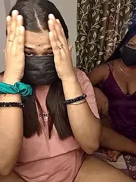 Nasty-bhabhi from StripChat is Freechat