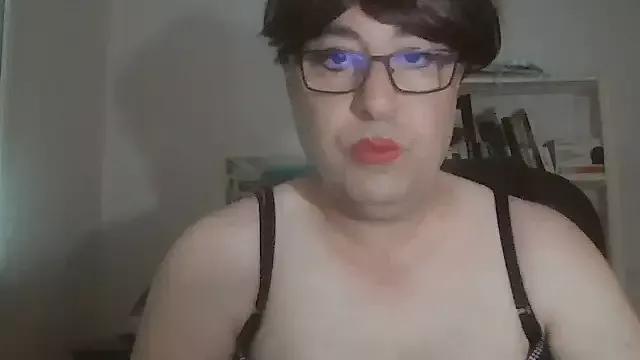 nataliacd from StripChat is Freechat