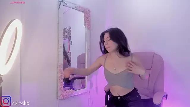 natalie_jaensen from StripChat is Freechat
