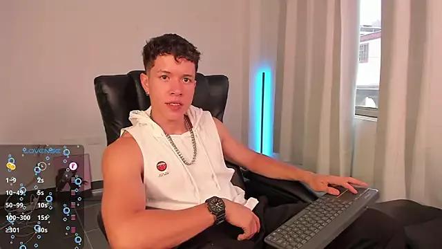 nathan_blake from StripChat is Freechat