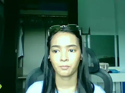 Natural_Asian_Girl from StripChat is Freechat