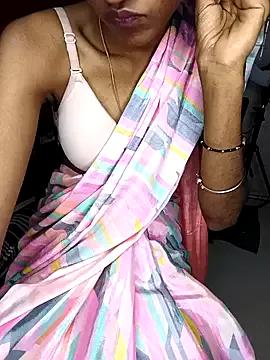 Nencycute1 from StripChat is Freechat