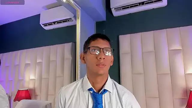 Nick_Collins18 from StripChat is Freechat
