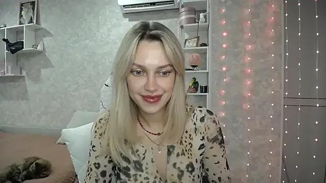 NickyAdamidi from StripChat is Freechat