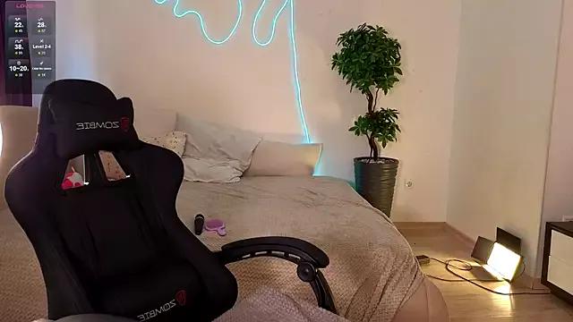 Customizable and immersive - Activate your taste buds and check-out our delicious choice of bondage cams streams with excited models getting their amazing bodies screwed with their beloved sex toys.