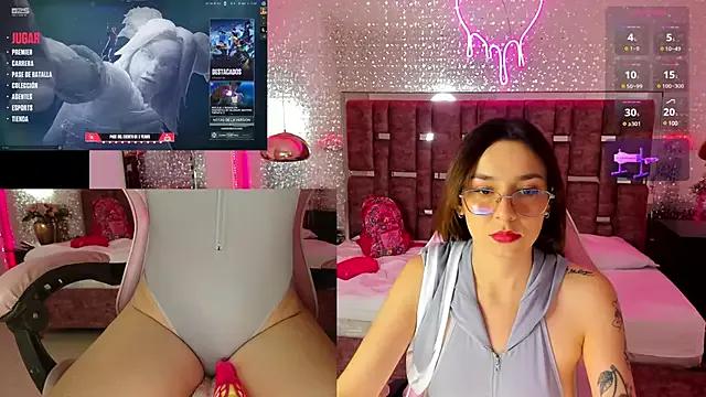 NicoleFerrel from StripChat is Freechat
