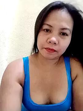 Nicolexx05 from StripChat is Freechat