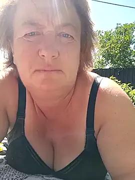 NikaLove49011 from StripChat is Freechat