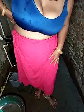 nikitabigboobs from StripChat is Freechat