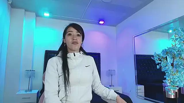 Nina_polett from StripChat is Freechat