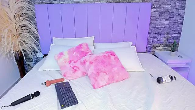 Customizable and immersive - Activate your taste buds and check-out our delicious choice of bondage cams streams with excited models getting their amazing bodies screwed with their beloved sex toys.
