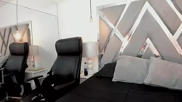 NinaaVelvet from StripChat is Freechat