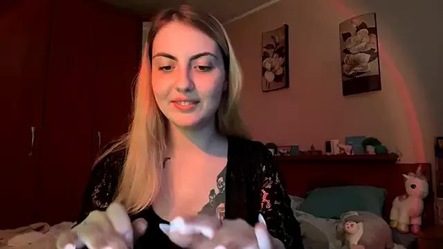 okapiClaire from StripChat is Freechat