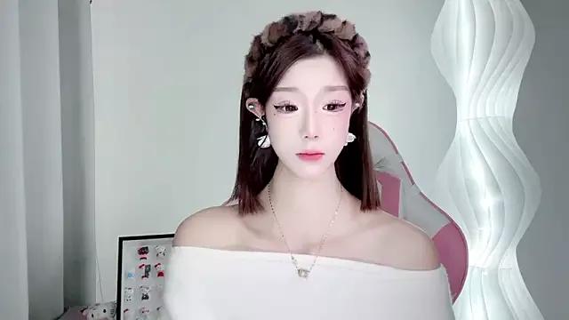 only1guo from StripChat is Freechat