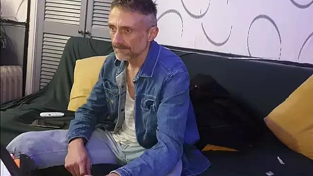 onlystefansUK from StripChat is Freechat