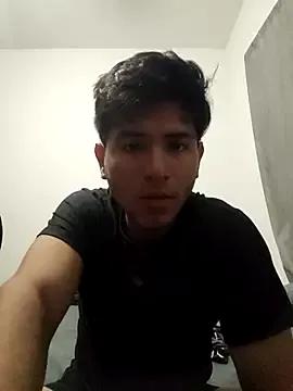 Ortiz_13 from StripChat is Freechat