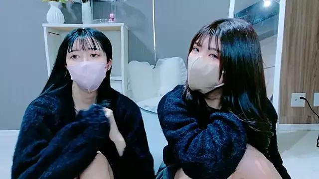 Photos of oto-X-cup from StripChat is Freechat