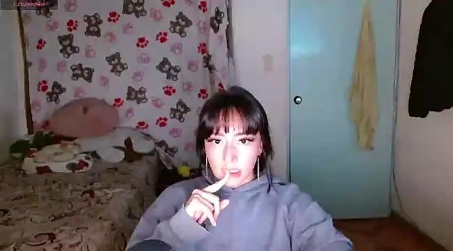paola_____ from StripChat is Freechat