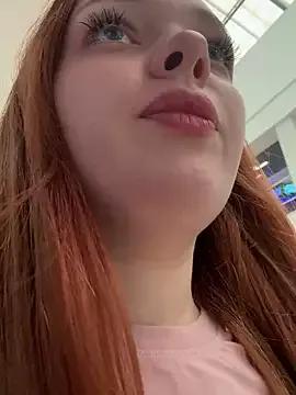PeachyMia from StripChat is Freechat