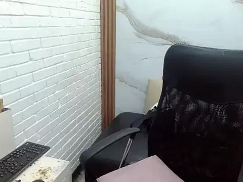 Penelopee_Rouse from StripChat is Freechat