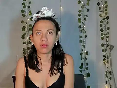 Perla_Jonhson_Rs from StripChat is Freechat