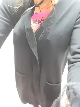 pink-mai from StripChat is Freechat